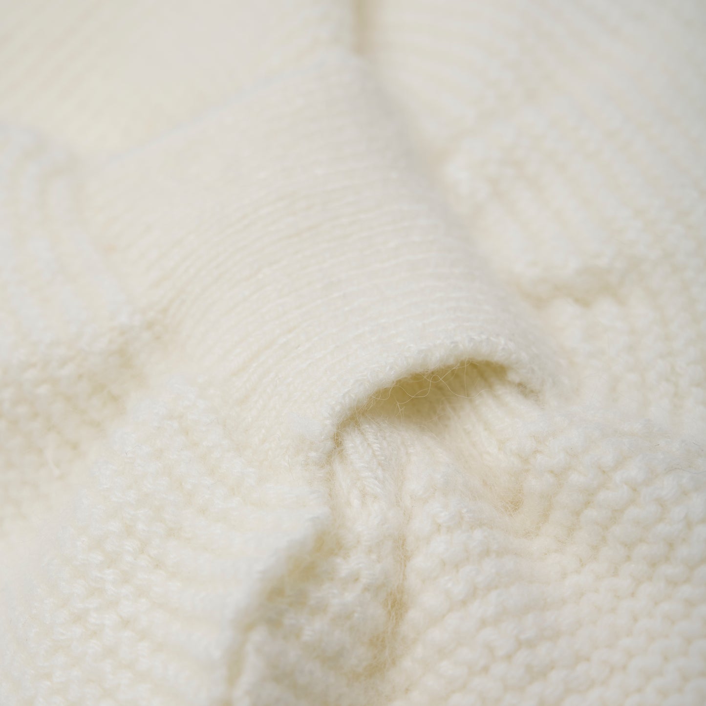 Neck Warmer Wool Knit - Off White