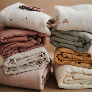 Mushie Swaddle - Roman Green